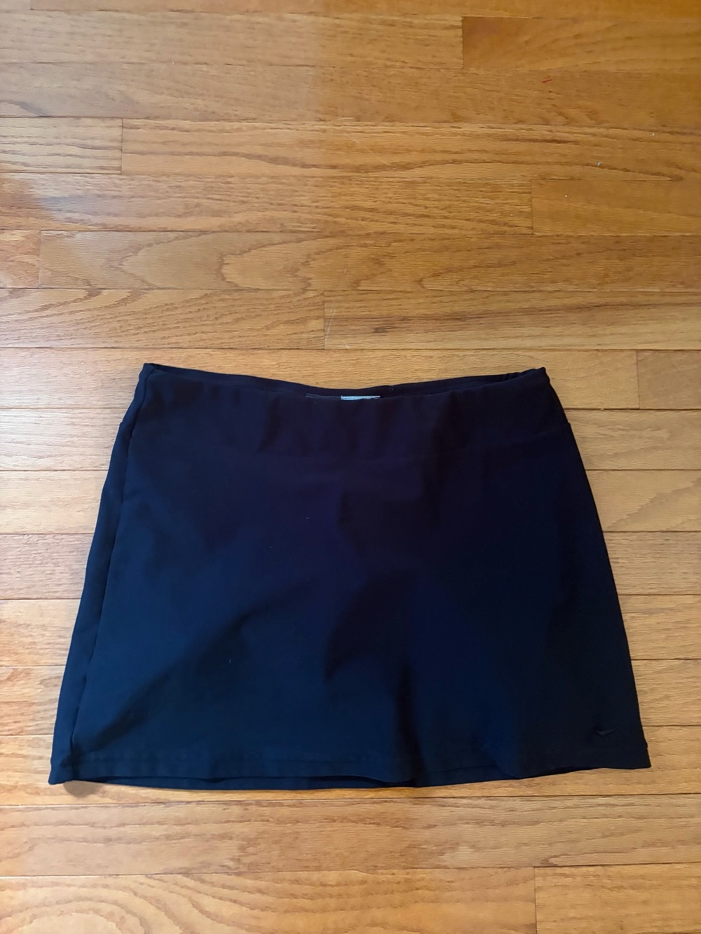 Nike Black Women's tennis skirt size small never worn brand new no tags